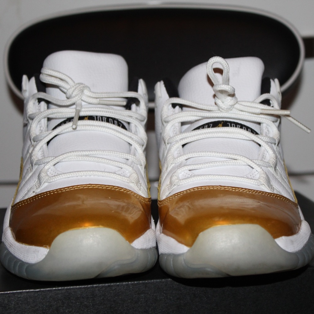 Air Jordan 11 Closing Ceremonies